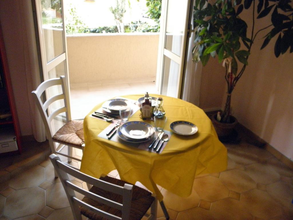 Alfieri B&B Cagliari Eksteriør bilde